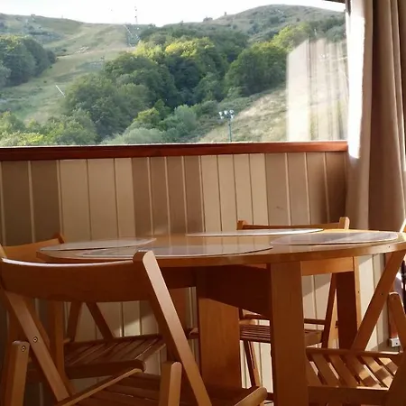 Апартаменты Studio-cabine Au Pied Des Pistes A